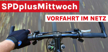 Das Steuer eines Mountainbikes und der Text "SPDplusMittwoch - Vorfahrt im Netz"